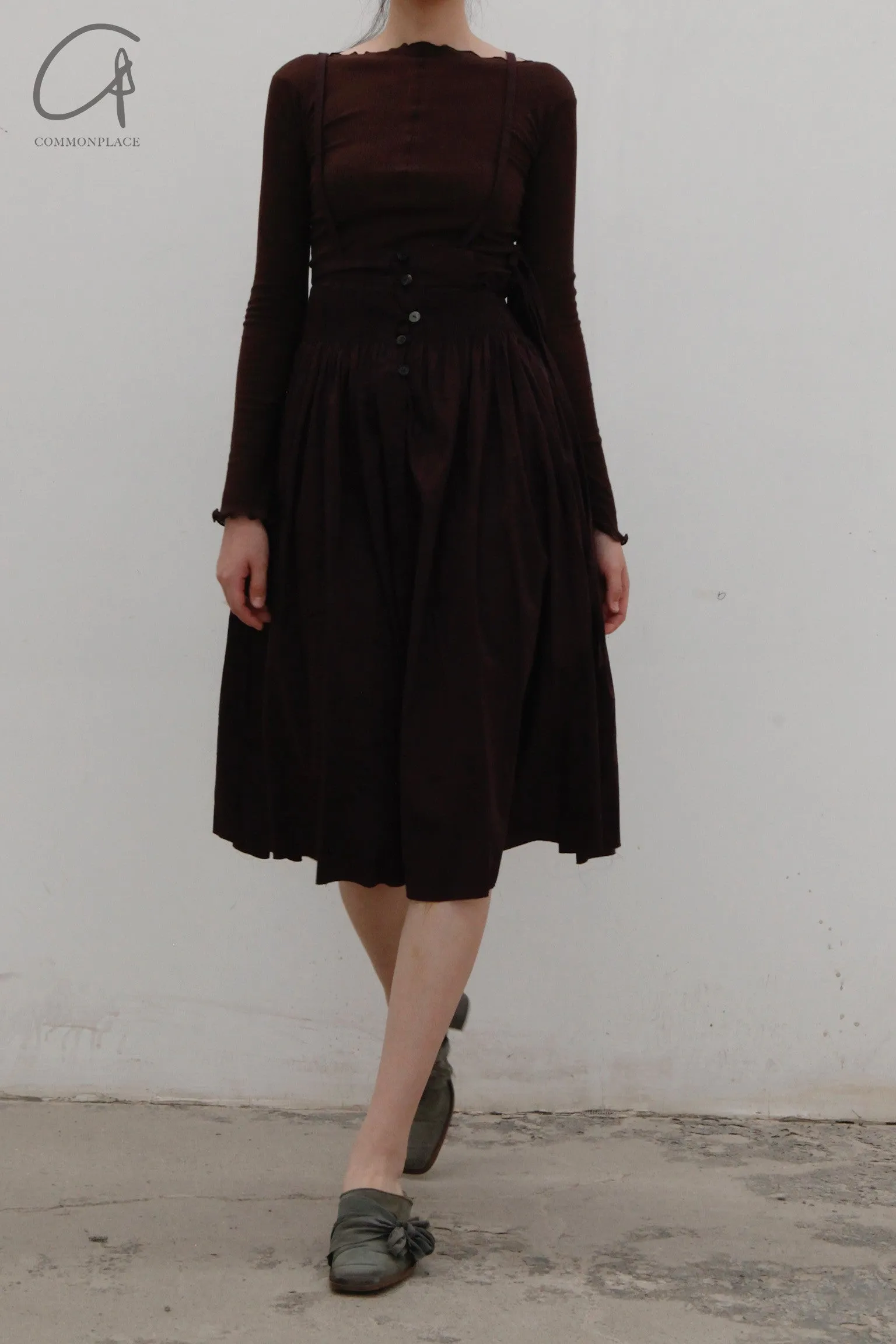 A Tentative Atelier A1920570 Hand-stitched garland culottes