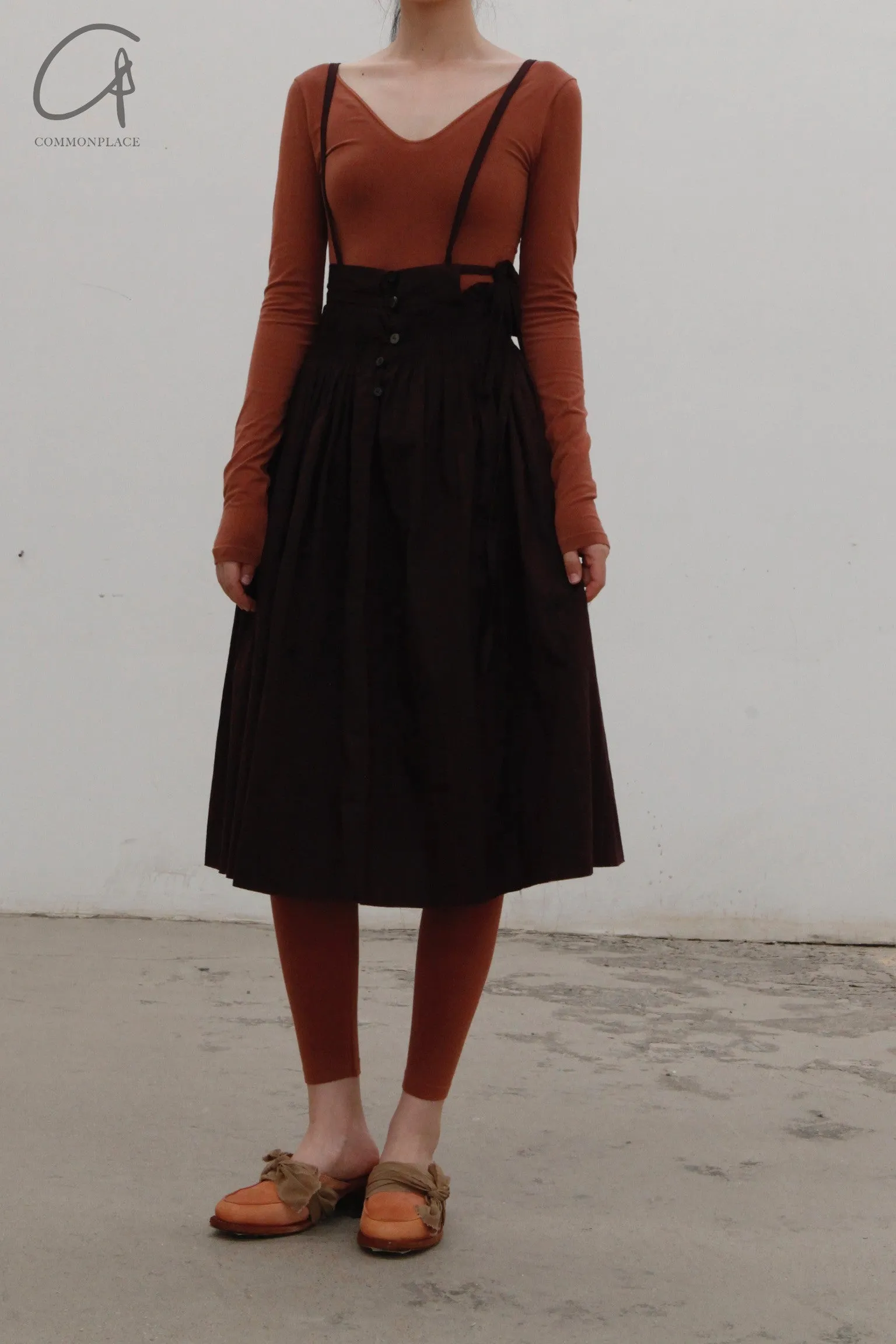 A Tentative Atelier A1920570 Hand-stitched garland culottes
